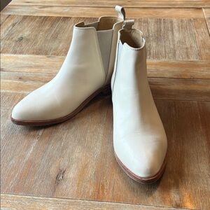 Nisolo Cream Ankle Booties